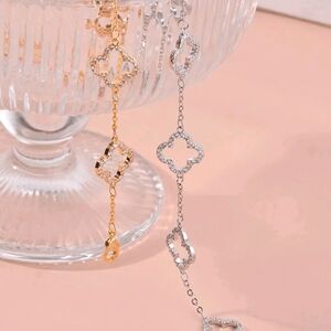 Elegant Gold and Silver Clover Ne